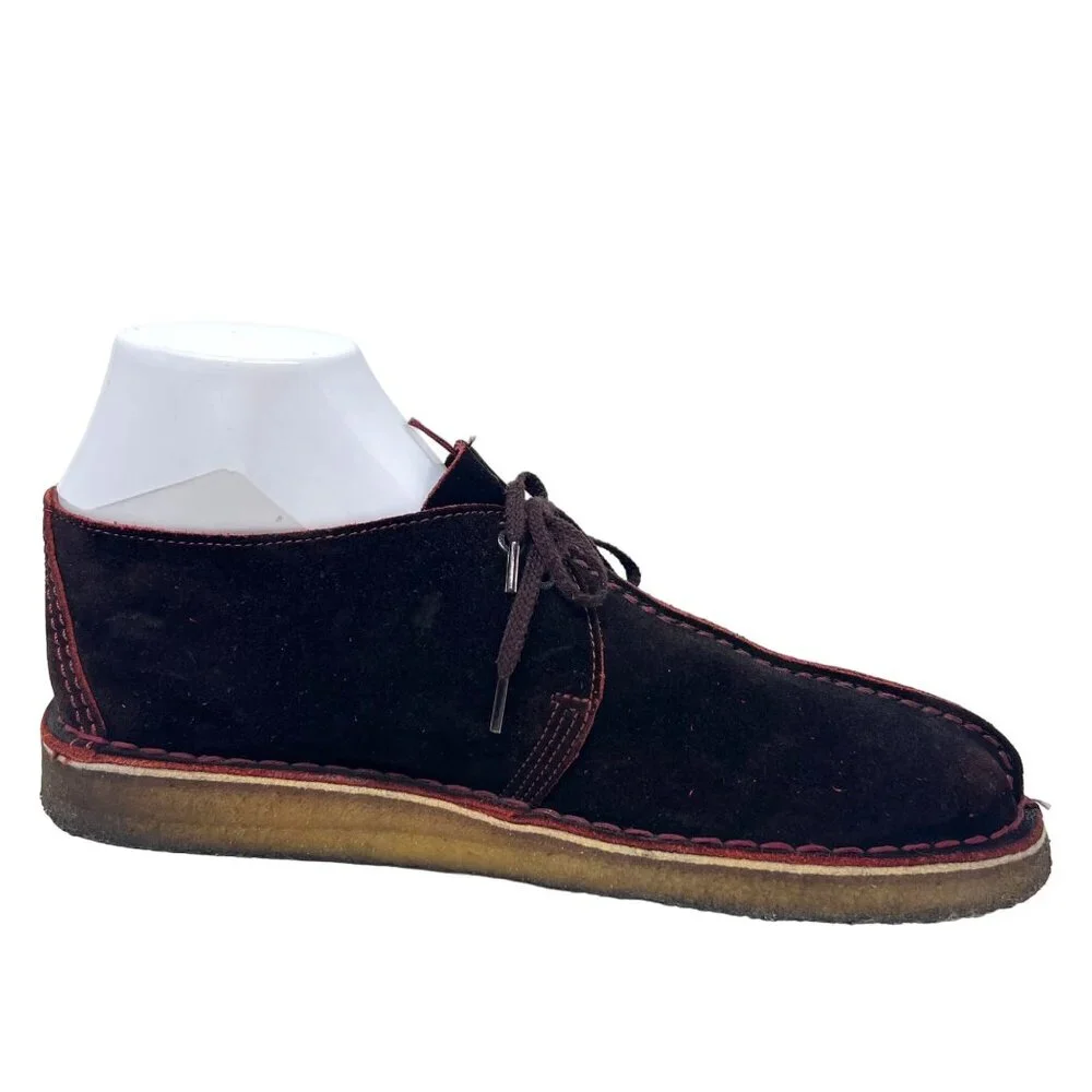 Clark’s Desert Trek Chukka Brown Red  Center Seam Suede Leather Gum Sole Size 12
